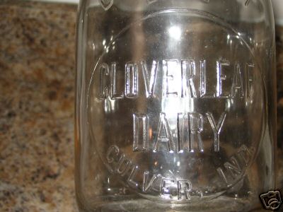 Cloverleaf Dairy Bottle 02