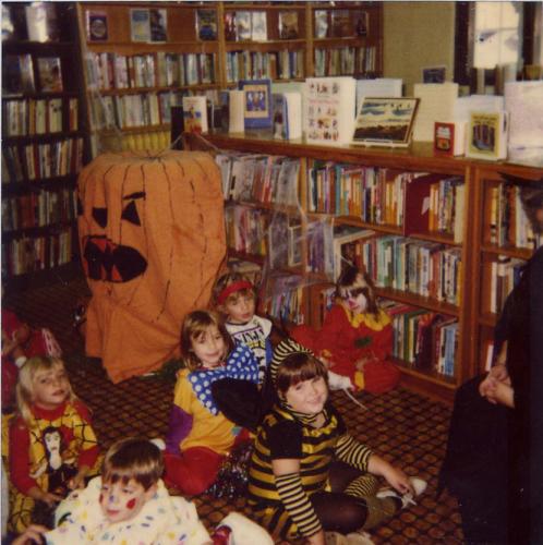 Library 1980s 14